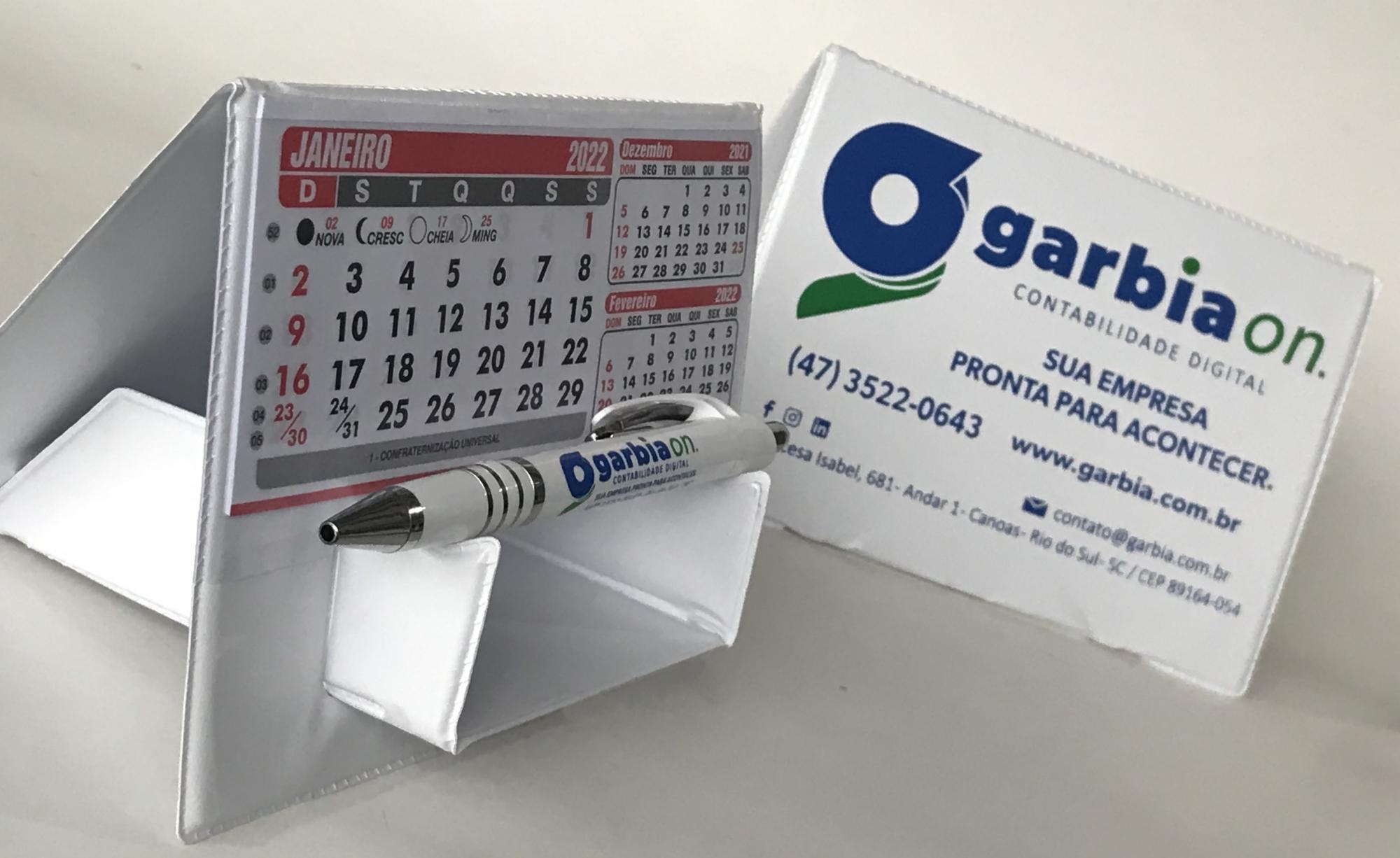 CALENDÁRIO DE MESA GRANDE COM PORTA RASCUNHO E SUPORTE PARA CANETA